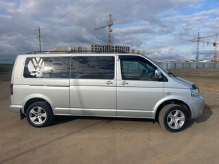 2006 Volkswagen Transporter Long T5, серый, 1600000 рублей, вид 2