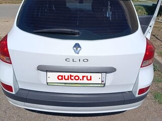 2010 Renault Clio III Рестайлинг, белый, 580000 рублей, вид 3