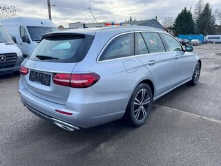 2020 Mercedes-Benz E-Класс 220 d V (W213, S213, C238) Рестайлинг, серый, 8550000 рублей, вид 2