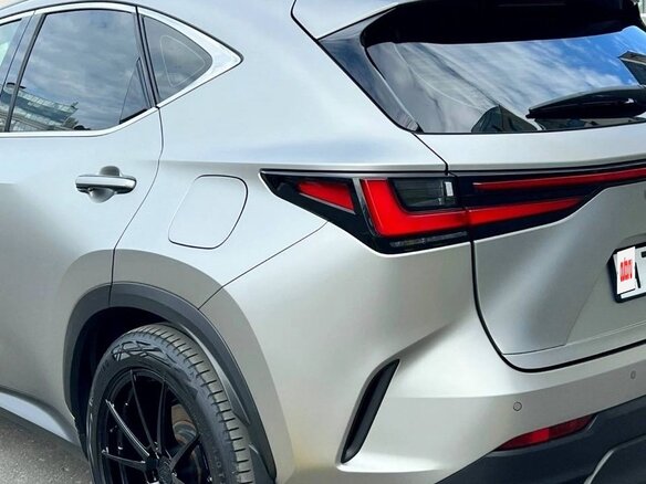 2022 Lexus NX 250 II, серебристый, 6350000 рублей - вид 8