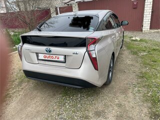 2016 Toyota Prius IV (XW50), серый, 1840000 рублей, вид 4