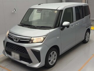 2021 Toyota Roomy I Рестайлинг, серебристый, 750000 рублей, вид 1