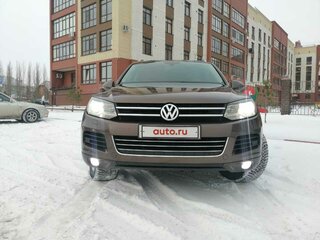 2011 Volkswagen Touareg II, коричневый, 2300000 рублей, вид 2