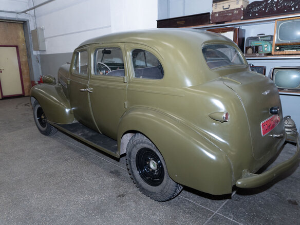 1940 Chevrolet Master AG-1500, зелёный - вид 2