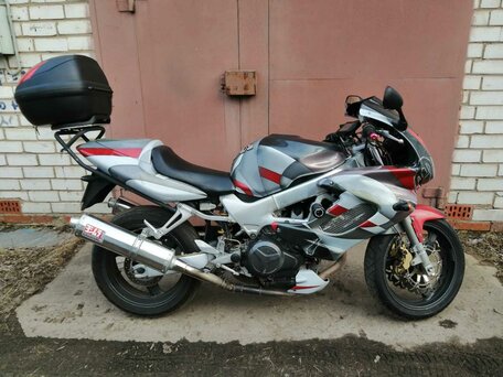 1998 Honda VTR 1000, красный, 275000 рублей, вид 1