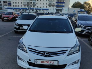 2016 Hyundai Solaris I Рестайлинг, белый, 815000 рублей, вид 2