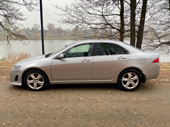 2003 Honda Accord Sport VII, серебристый - вид 3