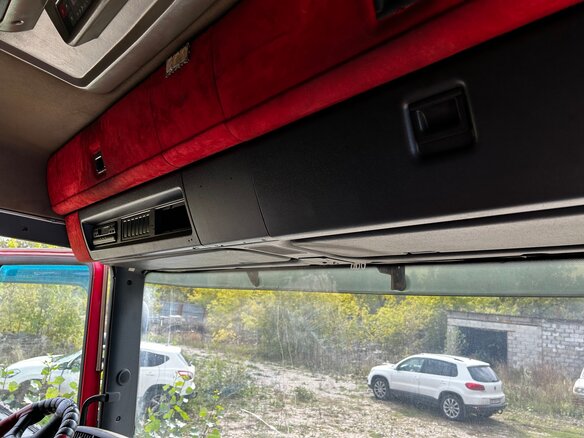 2008 Scania 4-Series, красный, 2000000 рублей - вид 20