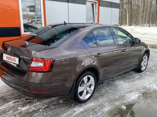 2018 Skoda Octavia III (A7) Рестайлинг, коричневый, 2350000 рублей, вид 5