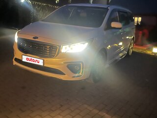 2019 Kia Carnival III, белый, 3950000 рублей, вид 2