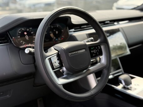 2026 Land Rover Range Rover D350 MHEV Long V, чёрный, 20489000 рублей, вид 4