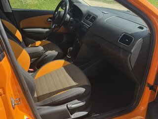 2011 Volkswagen Polo Cross V, оранжевый, 900000 рублей, вид 5