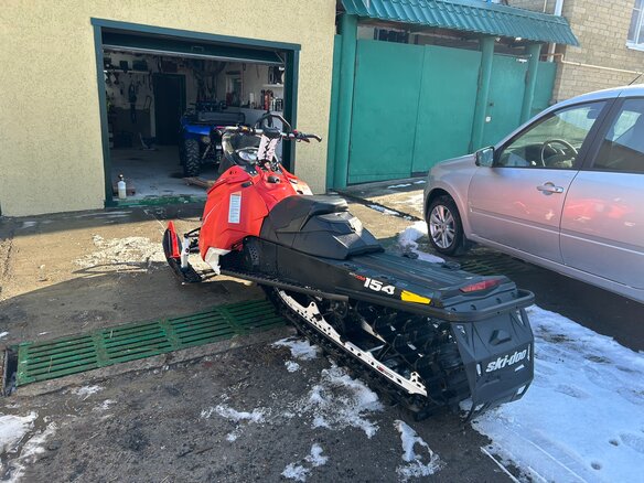 2014 BRP Ski-Doo Summit 800, красный, 600000 рублей - вид 3