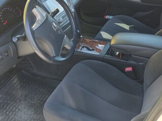 2009 Toyota Camry VI (XV40) Рестайлинг, серебристый, 1350000 рублей, вид 2