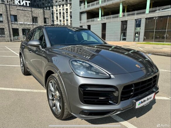 2020 Porsche Cayenne S III, серый
