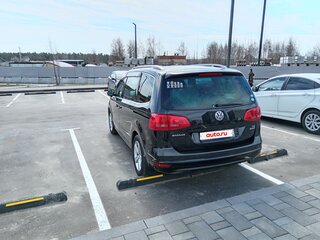 2014 Volkswagen Sharan II, чёрный, 950000 рублей, вид 4