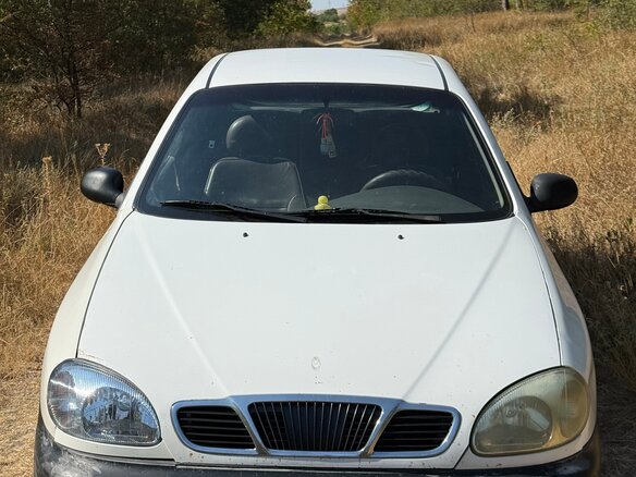 1998 Daewoo Lanos, белый, 178000 рублей