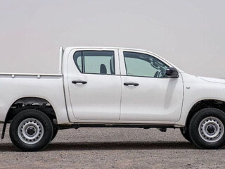 2024 Toyota Hilux VIII Рестайлинг 2, белый, 4300777 рублей, вид 3
