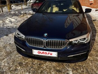 2019 BMW 5 серии 520d xDrive VII (G30/G31/G38), синий, 3500000 рублей, вид 3