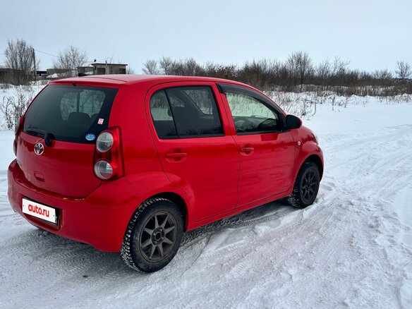 2012 Toyota Passo II (C30), красный, 580000 рублей - вид 3