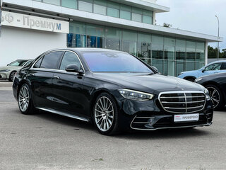 2021 Mercedes-Benz S-Класс 500 Long 4MATIC VII (W223), чёрный, 9892000 рублей, вид 3