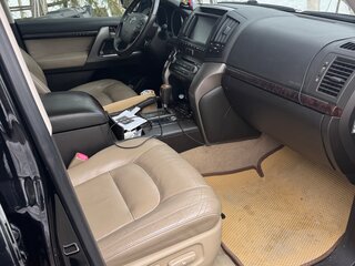 2011 Toyota Land Cruiser 200 Series, чёрный, 3200000 рублей, вид 4