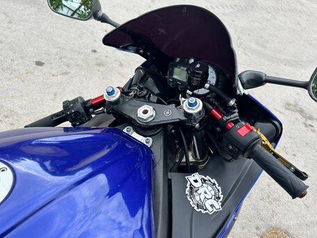 2008 Yamaha YZF-R6, чёрный, 500000 рублей, вид 4