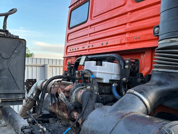 2017 КамАЗ 6520, оранжевый, 2650000 рублей - вид 10