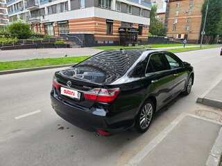 2016 Toyota Camry VII (XV50) Рестайлинг, чёрный, 2400000 рублей, вид 5
