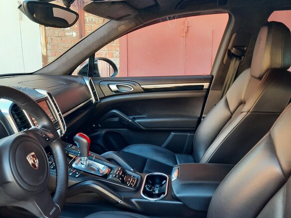 2012 Porsche Cayenne S II (958), чёрный, 2600000 рублей - вид 12
