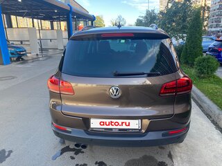 2015 Volkswagen Tiguan Euro 6 I Рестайлинг, коричневый, 1530000 рублей, вид 4