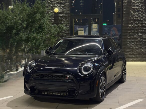 2022 Mini Hatch Cooper S III (F55/F56) Рестайлинг 2, синий, 3350000 рублей - вид 1