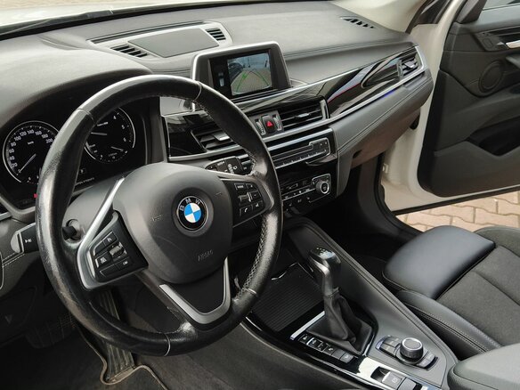 2020 BMW X1 18d xDrive II (F48) Рестайлинг, белый - вид 20