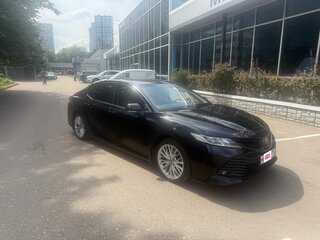 2018 Toyota Camry VIII (XV70), чёрный, 2300000 рублей, вид 2