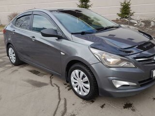 2016 Hyundai Solaris I Рестайлинг, серебристый, 850000 рублей, вид 5