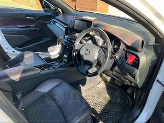 2017 Toyota C-HR I, белый, 1800000 рублей, вид 4