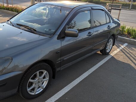 2006 Mitsubishi Lancer IX Рестайлинг, серый, 450000 рублей, вид 5