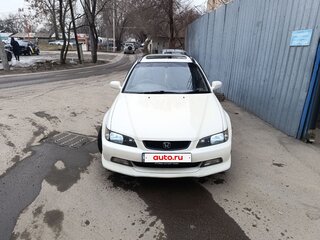 1997 Honda Accord VI, белый, 600000 рублей, вид 2