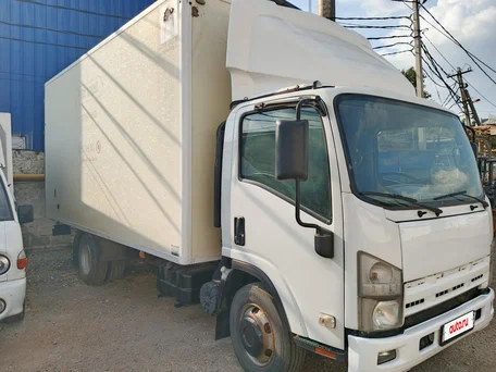 2012 Isuzu Elf (N-series), белый, 1850000 рублей, вид 3