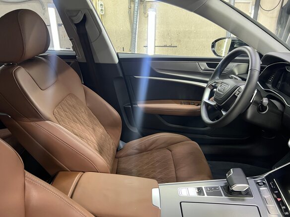 2024 Audi A7 L 45 TFSI II (4K), чёрный, 6040000 рублей - вид 17