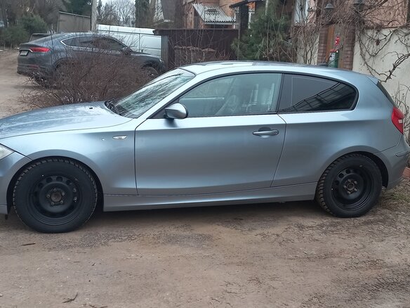 2008 BMW 1 серии 120i I (E81/E82/E87/E88) Рестайлинг, голубой, 1000000 рублей - вид 3