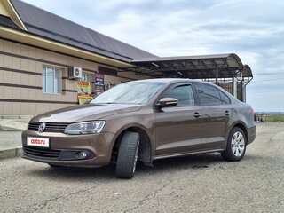 2012 Volkswagen Jetta VI, коричневый, 949000 рублей, вид 2