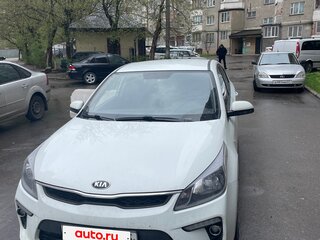2018 Kia Rio IV, белый, 1290000 рублей, вид 1