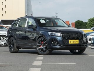 2025 Audi Q7 55 TFSI II (4M) Рестайлинг 2, синий, 13100000 рублей, вид 4