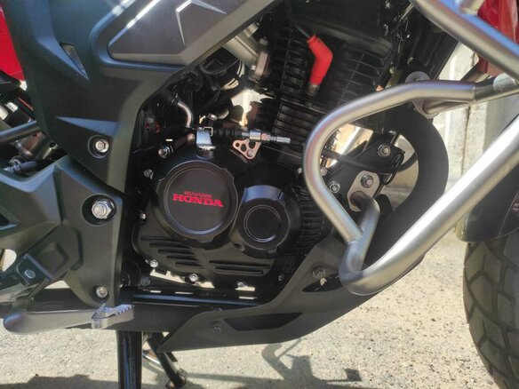 2021 Honda CB 190X (Wuyang), красный, 365000 рублей - вид 9