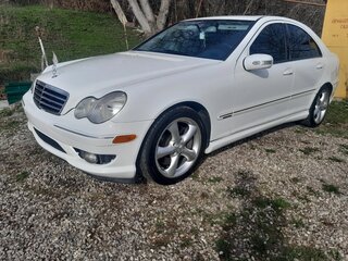 2004 Mercedes-Benz C-Класс 230 II (W203) Рестайлинг, белый, 950000 рублей, вид 4