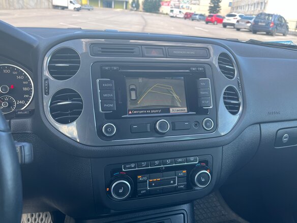 2012 Volkswagen Tiguan I Рестайлинг, белый - вид 25