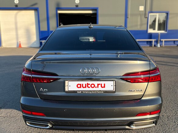 2020 Audi A6 40 TDI V (C8), серый, 4100000 рублей - вид 4