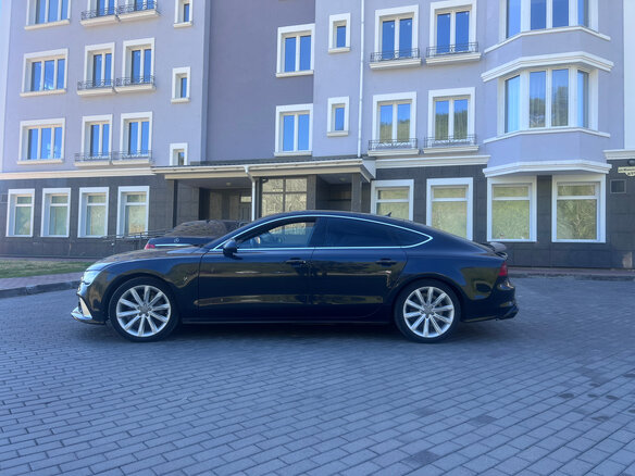 2010 Audi A7 I (4G), чёрный, 2400000 рублей - вид 3