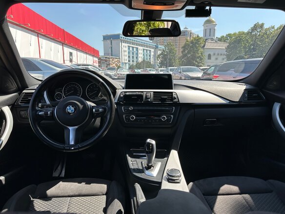 2015 BMW 3 серии 320i xDrive VI (F3x), белый, 2550000 рублей - вид 4